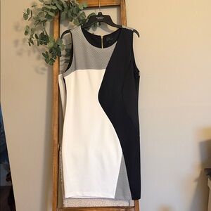 Worthington Black & White Colorblock Sleeveless Sheath Dress